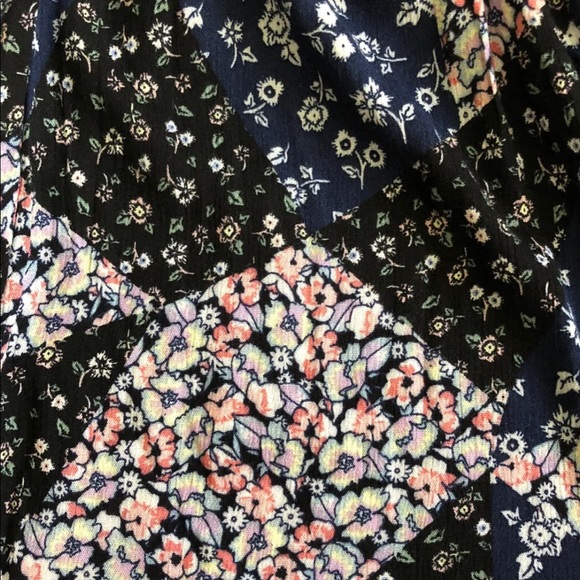 New Floral Romper!! - Picture 2 of 6